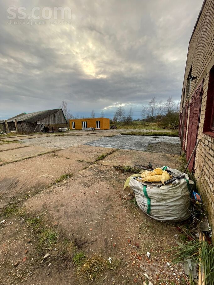 Celtnieku iela 1, Liepāja un raj., Liepāja — telpa