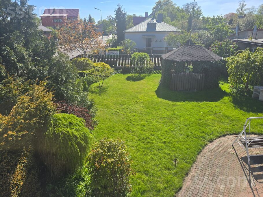 Ābeļu 3, Liepāja un raj., Liepāja — maja