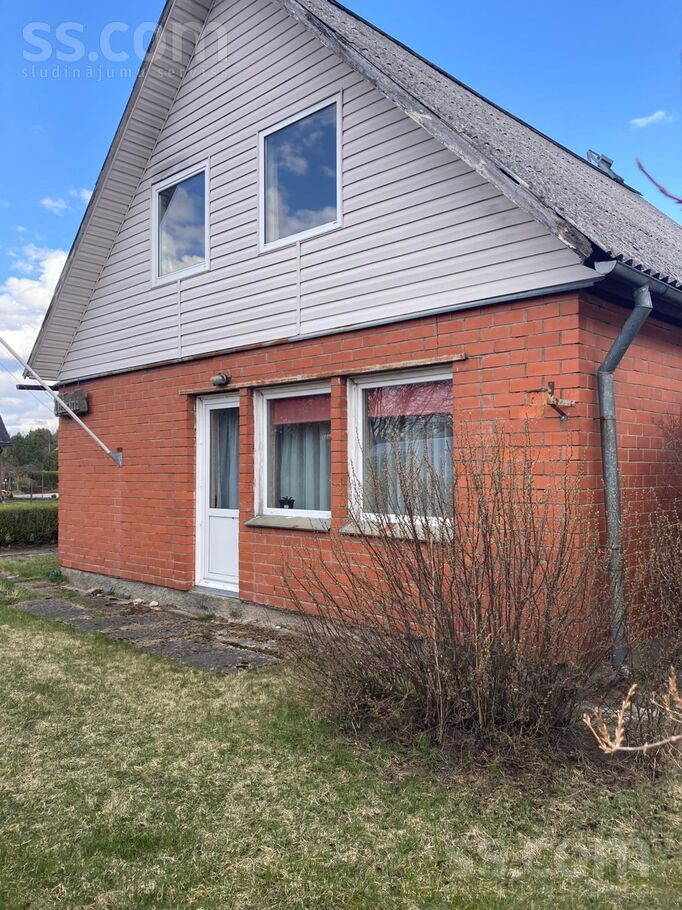 Liepu iela 6, Kuldīga un raj., Skrunda — maja