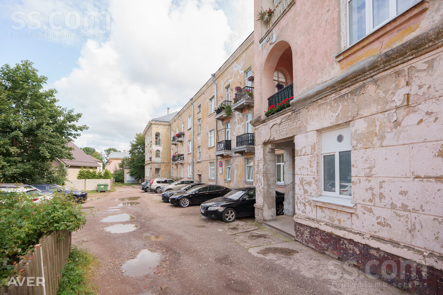 Krišjāņa Valdemāra 20/24, Liepāja un raj., Liepāja — dzivoklis