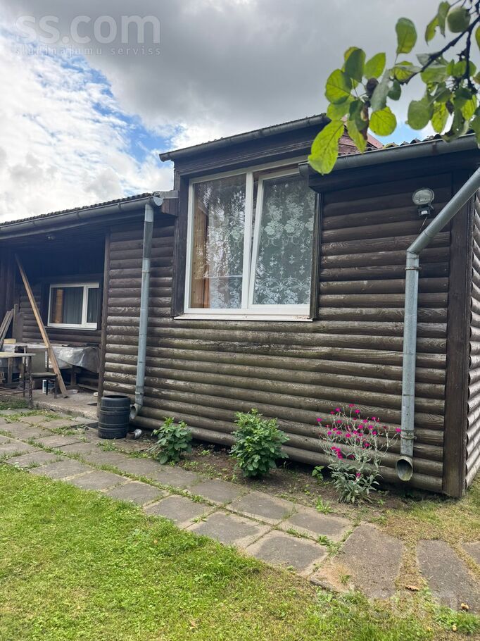 Jaunzariņi, Katlakalns, Rīgas rajons, Ķekavas pag. — maja