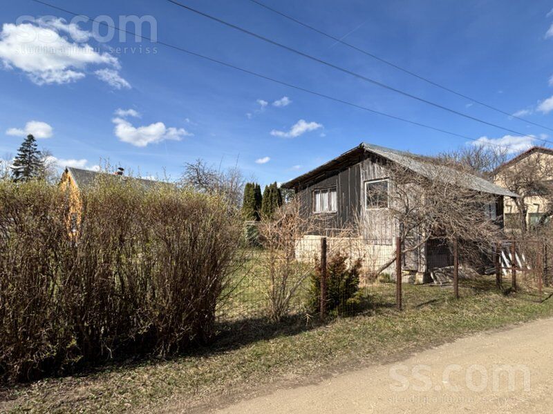 Bērza iela 10, Otrie Dubeņi, Liepāja un raj., Grobiņas pag. — maja