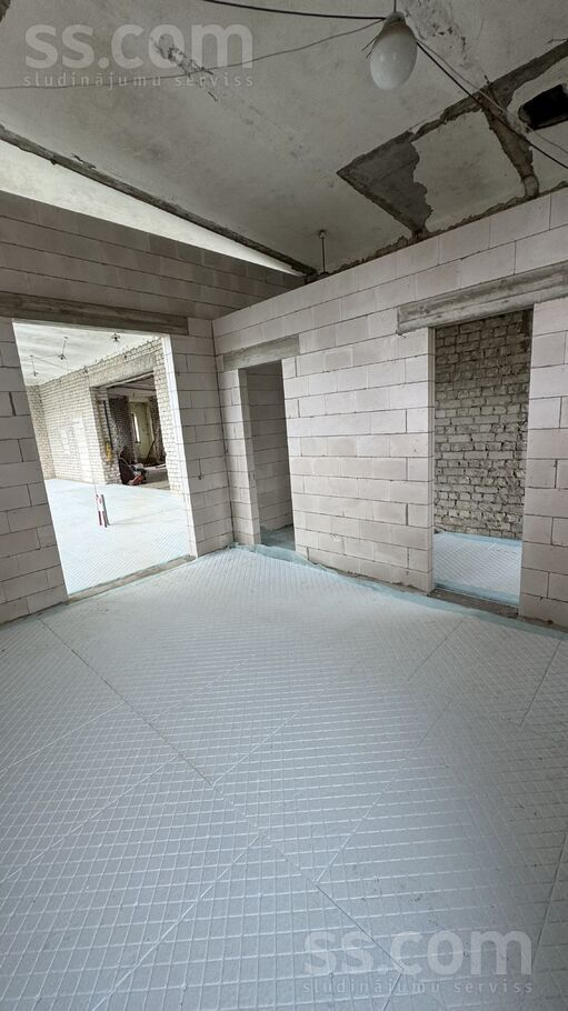 Kultūras 10, Zilaiskalns, Valmiera un raj., Zilākalna pag. — telpa