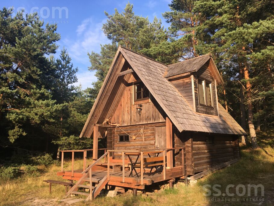 Pakalni, Košrags, Talsi un raj., Kolkas pag. — maja