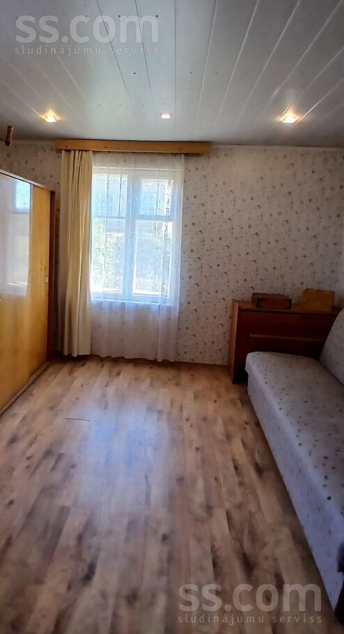 Pērnavas 3, Valmiera un raj., Rūjiena — maja
