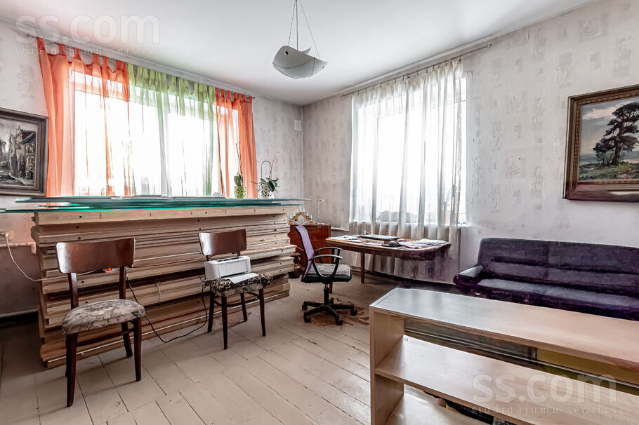 Tēriņu 74, Rīga — maja