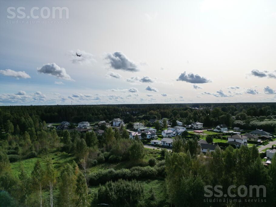 Laukmales iela, Mežāres, Rīgas rajons, Babītes pag. — zeme