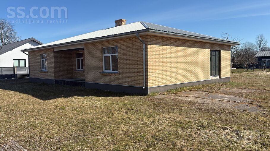 Vanagu iela 3, Ventspils un raj., Ventspils — maja