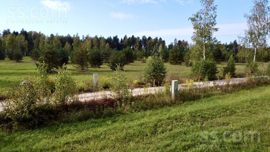 Dobelnieki, Rīgas rajons, Salaspils — zeme