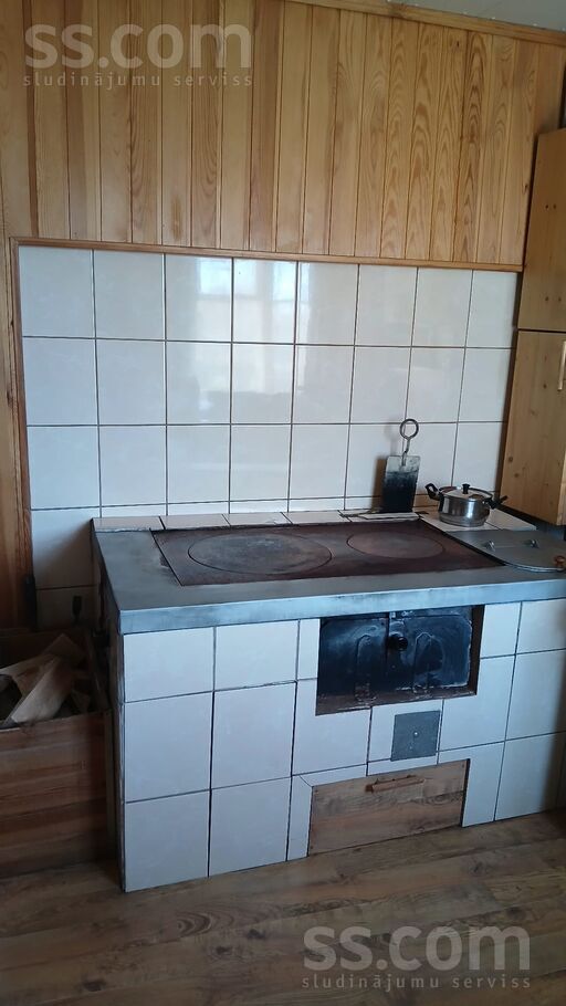 Pērnavas 3, Valmiera un raj., Rūjiena — maja