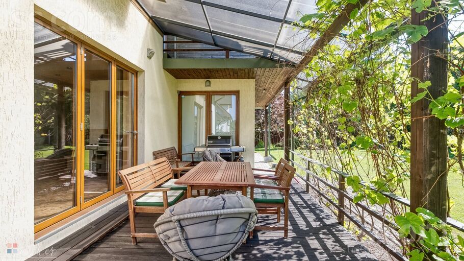 Vizuļu 28, Lapenieki, Rīgas rajons, Ķekavas pag. — maja