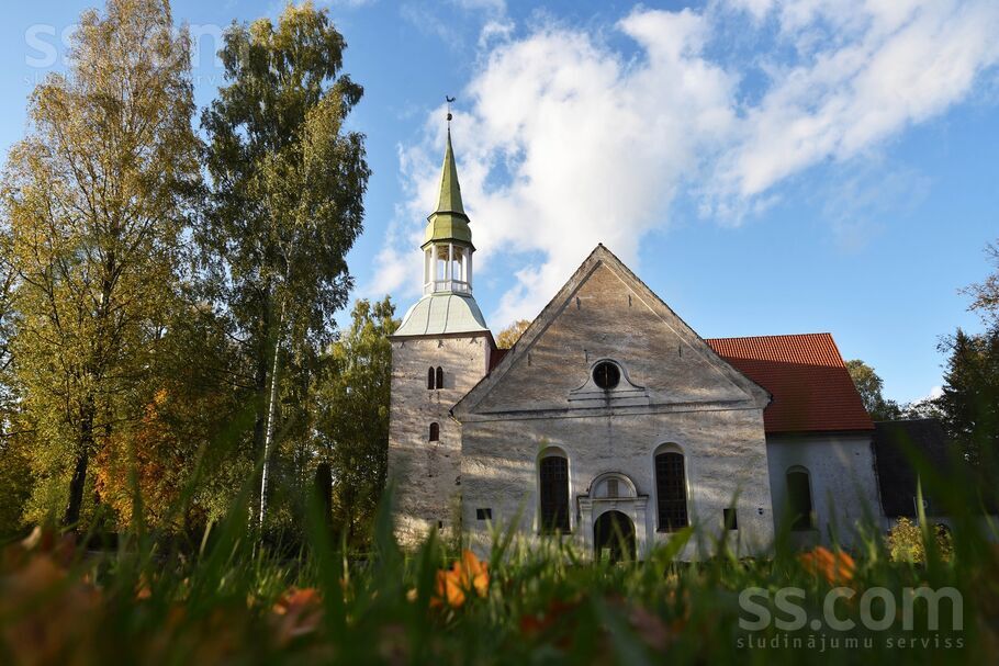 Puķu 1, Rauna, Cēsis un raj., Raunas pag. — dzivoklis