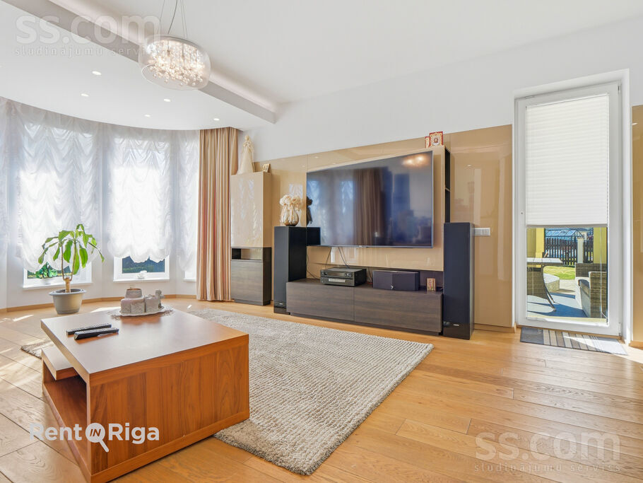 Rudzu iela 38, Jaunmārupe, Rīgas rajons, Mārupes pag. — maja