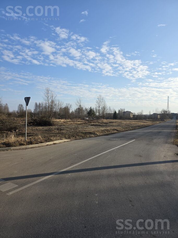 Ķieģeļu 12, Jēkabpils un raj., Jēkabpils — zeme