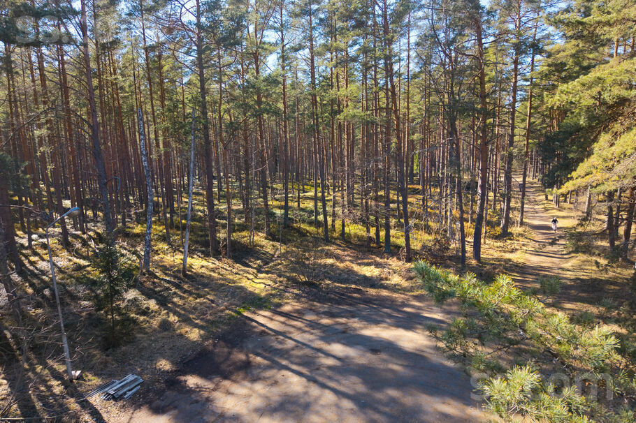 Stīgu iela 2, Jūrmala — zeme