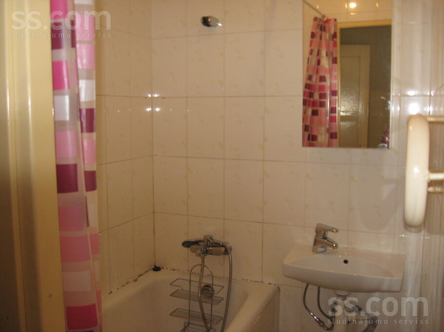 Gaismas 19/13 13, Ķekava, Rīgas rajons, Ķekavas pag. — dzivoklis