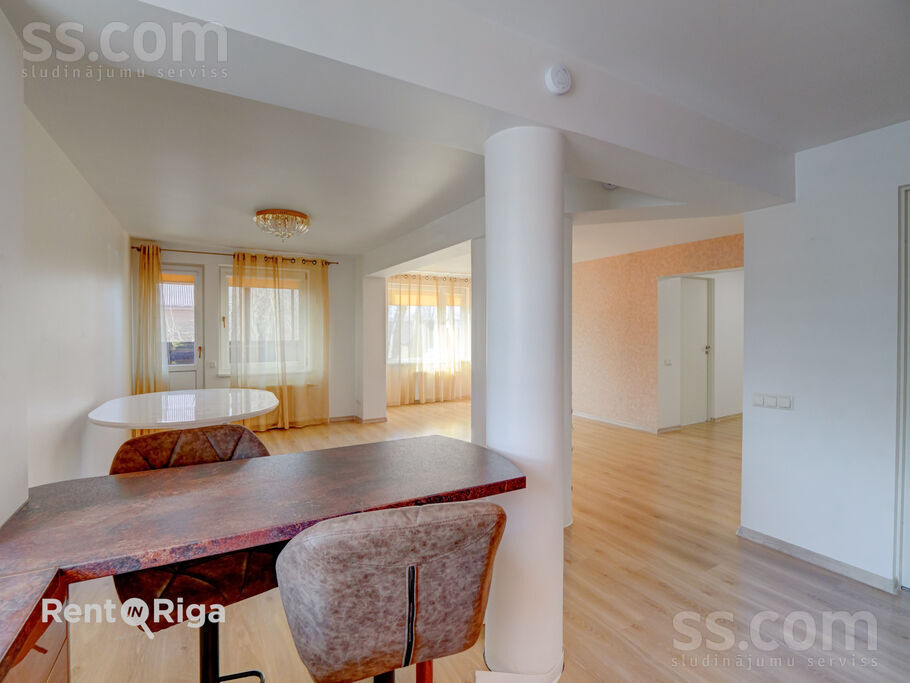 Leona Paegles iela 28, Jūrmala — dzivoklis