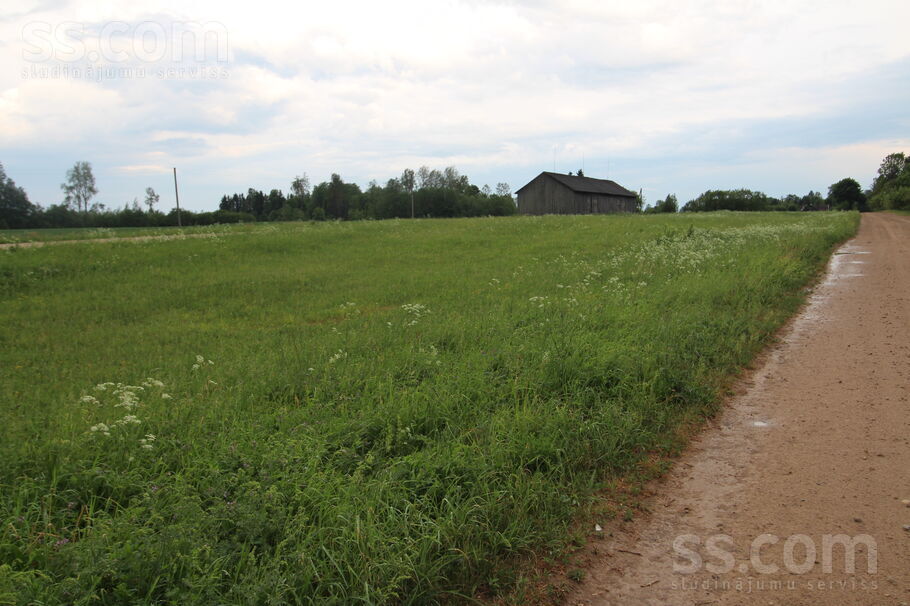 Rozes, Ustroņi, Rēzekne un raj., Sokolku pag. — zeme