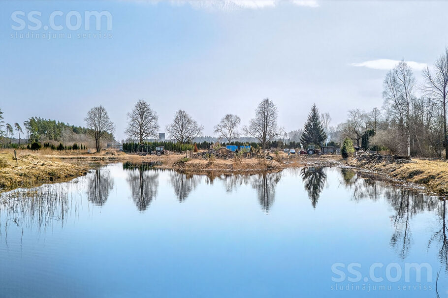 Vakarvēji, Skujnieki, Rīgas rajons, Ķekavas pag. — zeme