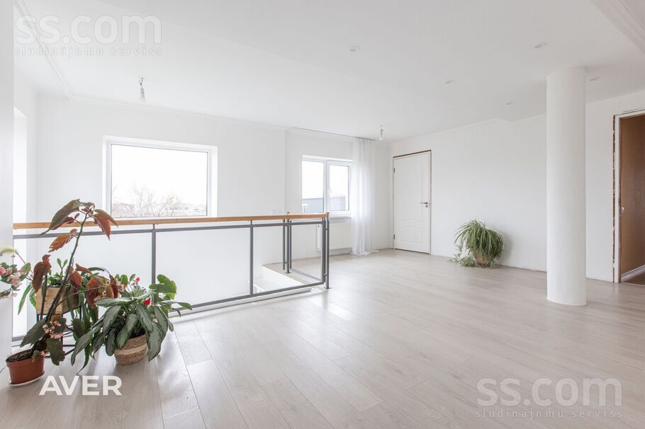 Eduarda Veidenbauma 45, Jelgava un raj., Jelgava — maja