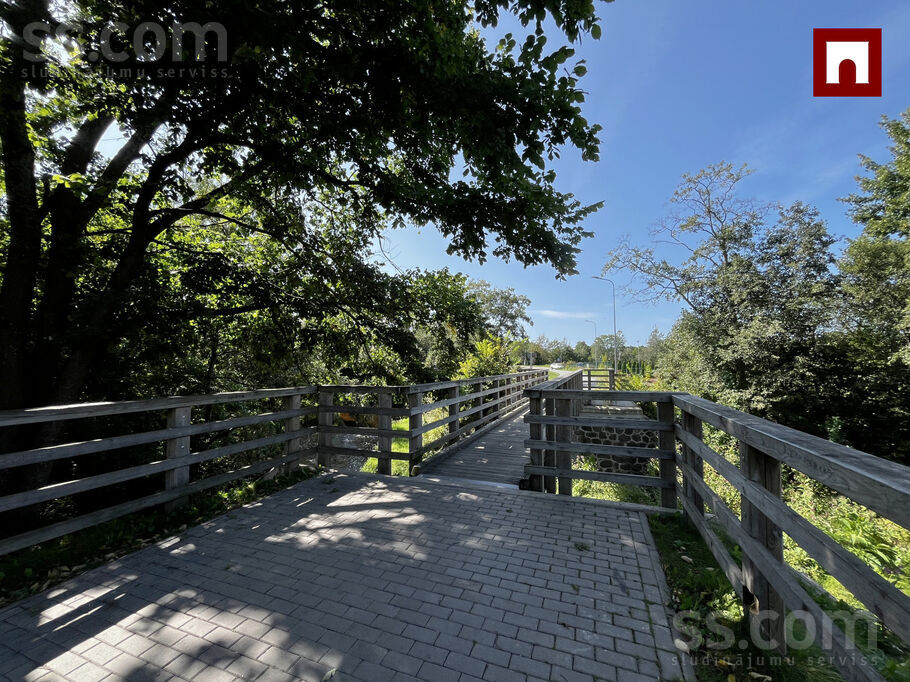 Upes 1, Zvejniekciems, Saulkrastu l. t. — zeme