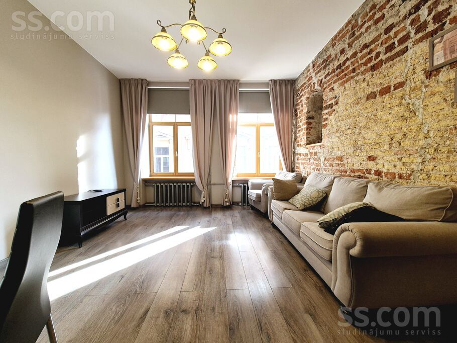 Aspazijas bulv. 30, Rīga — dzivoklis