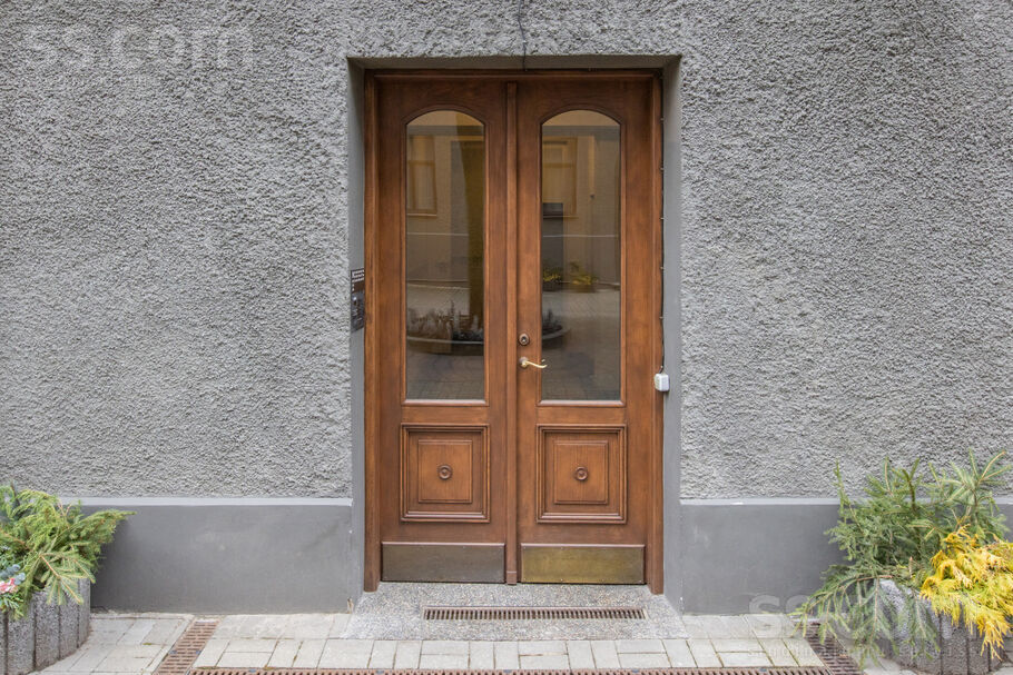 Pulkv. Brieža 7, Rīga — dzivoklis