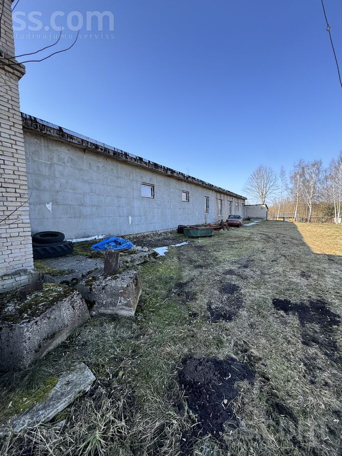 Autogarāža1, Strūžāni, Rēzekne un raj., Stružānu pag. — telpa