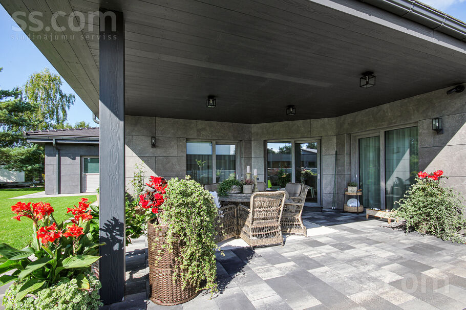 Sebru, Sēbruciems, Rīgas rajons, Babītes pag. — maja