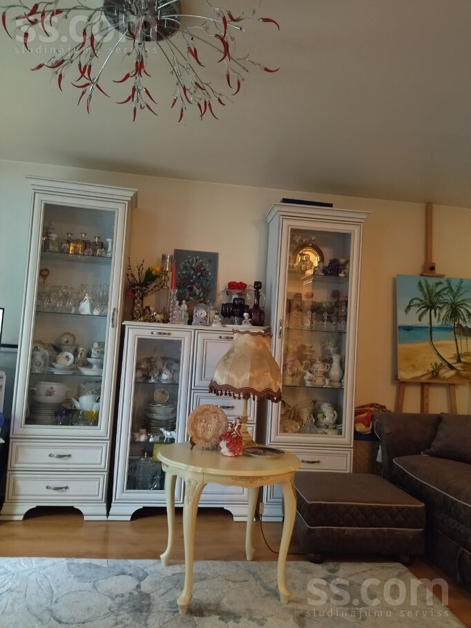 Viesītes 45, Jēkabpils un raj., Jēkabpils — dzivoklis