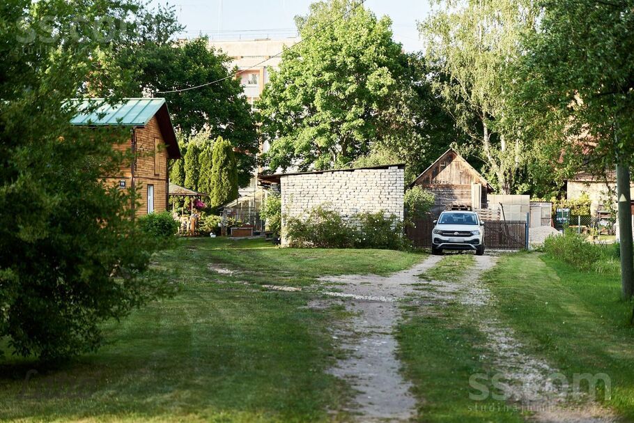 Rucavas, Rīga — zeme