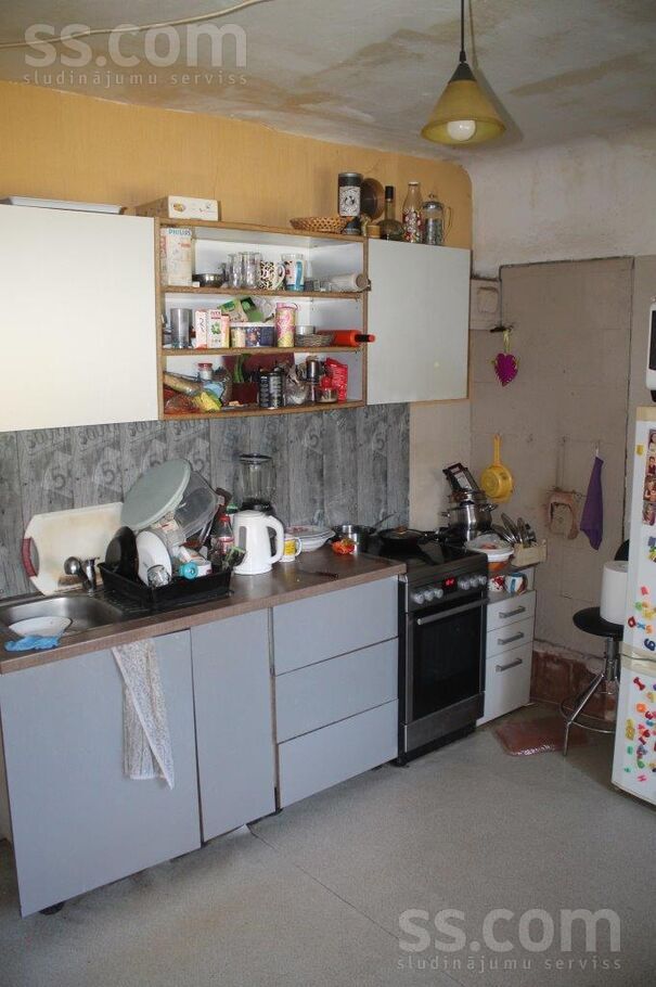 Ošu 2, Roja, Talsi un raj., Rojas pag. — maja