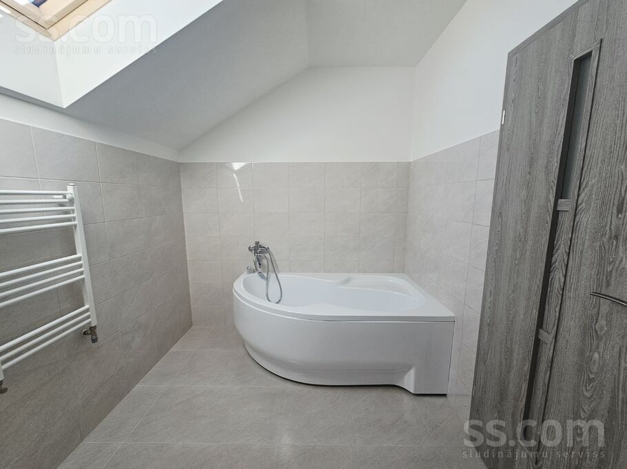 Rītupes 31, Grēnes, Rīgas rajons, Olaines pag. — maja