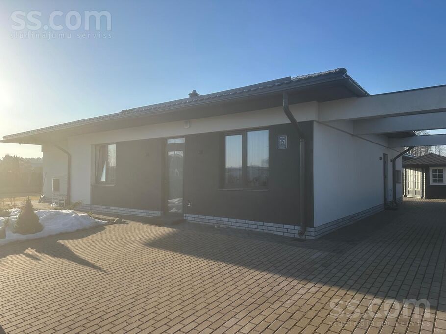 Mango iela 1 1, Mežāres, Rīgas rajons, Babītes pag. — maja