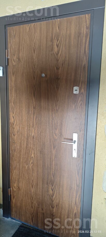 Lidoņu 15, Rīga — dzivoklis