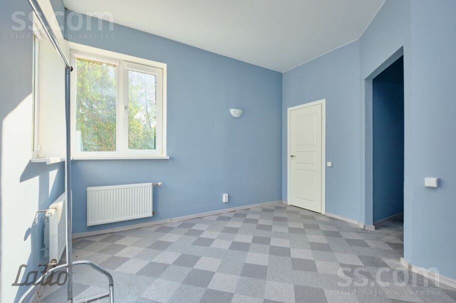 Bišu 9, Spilve, Rīgas rajons, Babītes pag. — maja