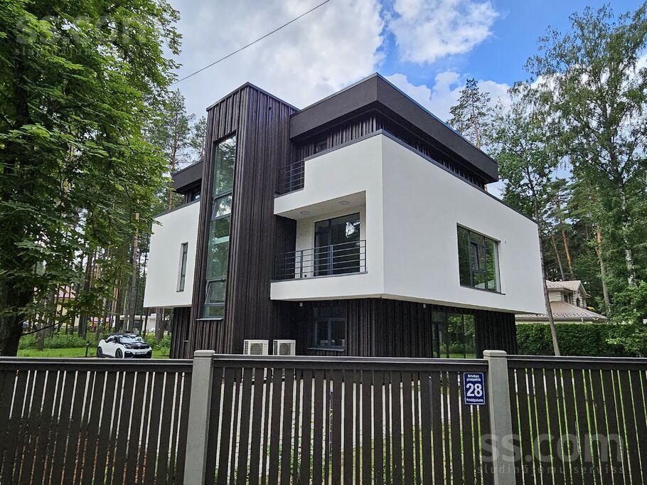 Brivibas prospekts 28, Jūrmala — dzivoklis