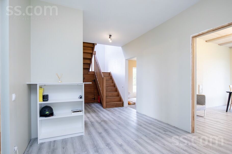 Vecpēteri, Rīgas rajons, Sigulda — maja