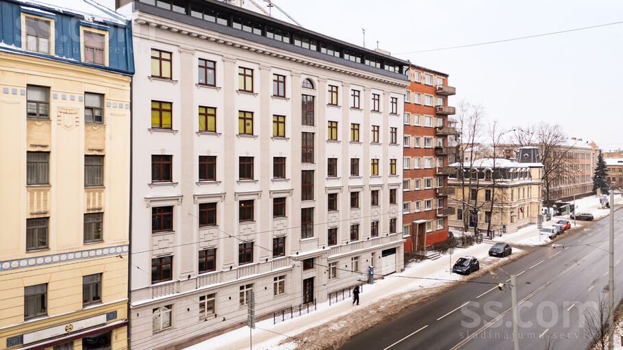 Pulkv. Brieža 15, Rīga — dzivoklis