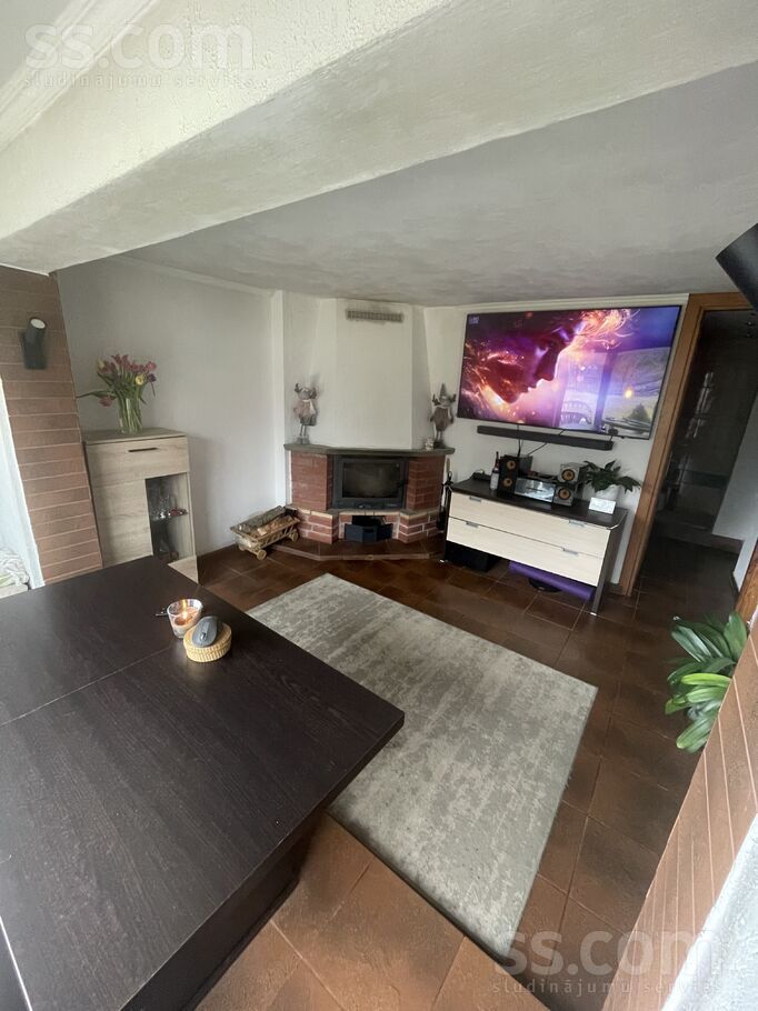 Ausma 134, Dzērumi, Rīgas rajons, Ķekavas pag. — maja