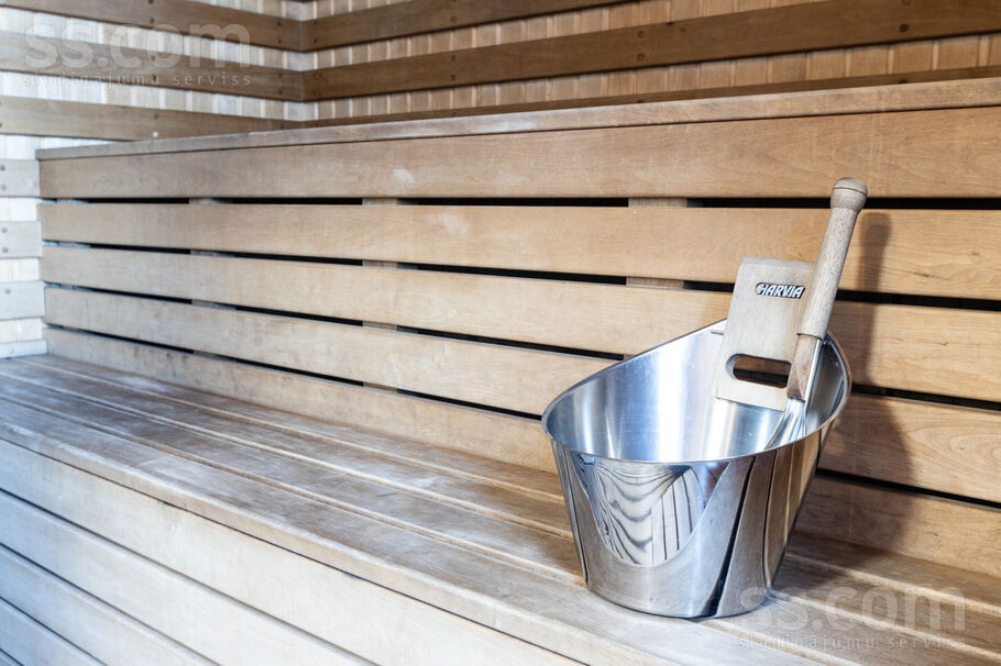 Vetras, Trenči, Rīgas rajons, Babītes pag. — maja