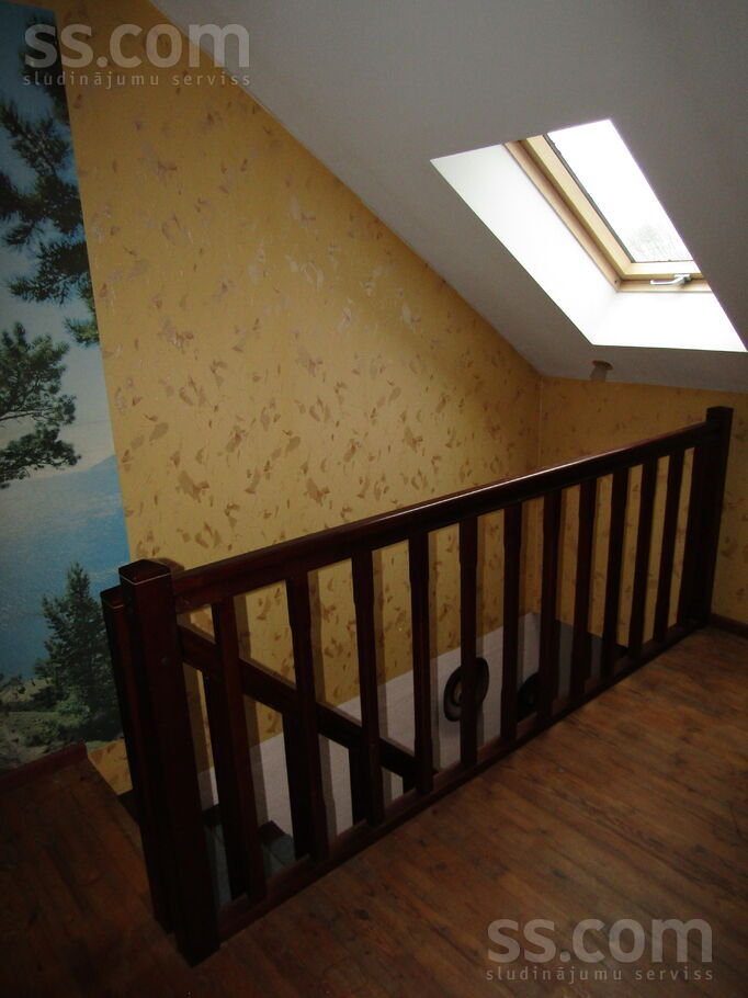 Ziedugravas iela 1, Valka un raj., Strenči — maja