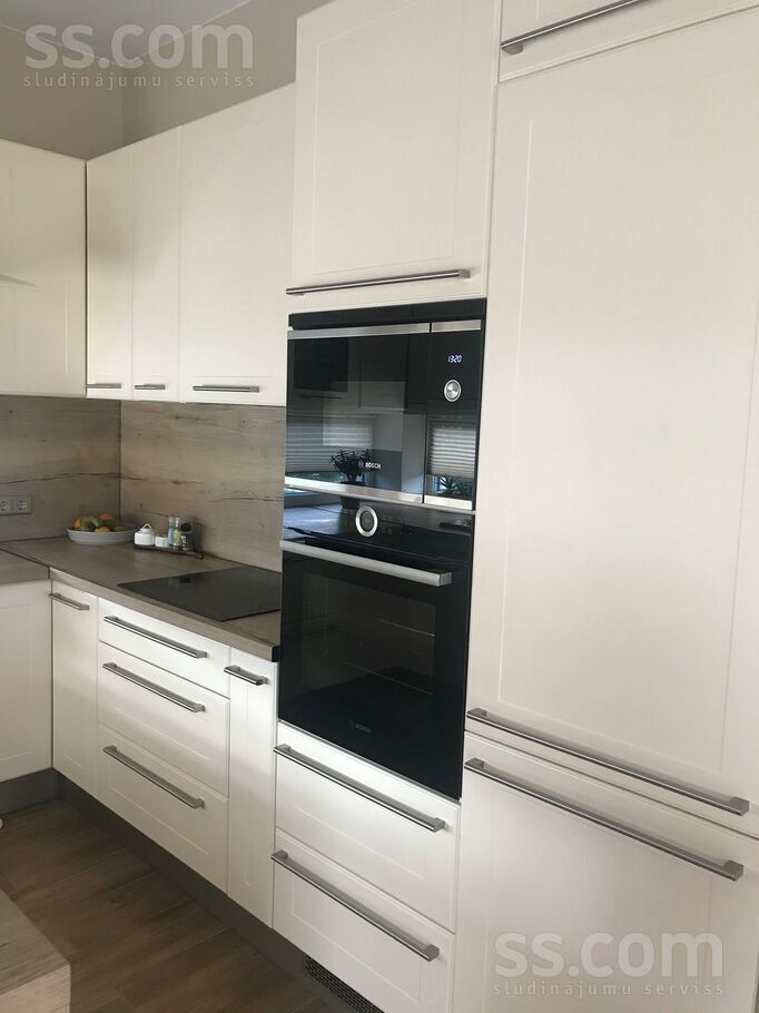 Mango iela 1 1, Mežāres, Rīgas rajons, Babītes pag. — maja