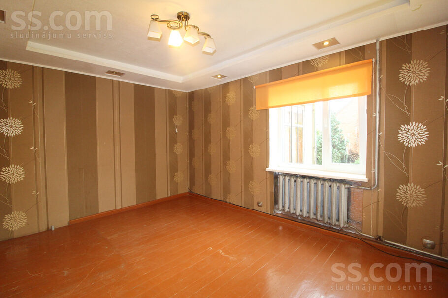 Usmas iela 15, Liepāja un raj., Liepāja — maja