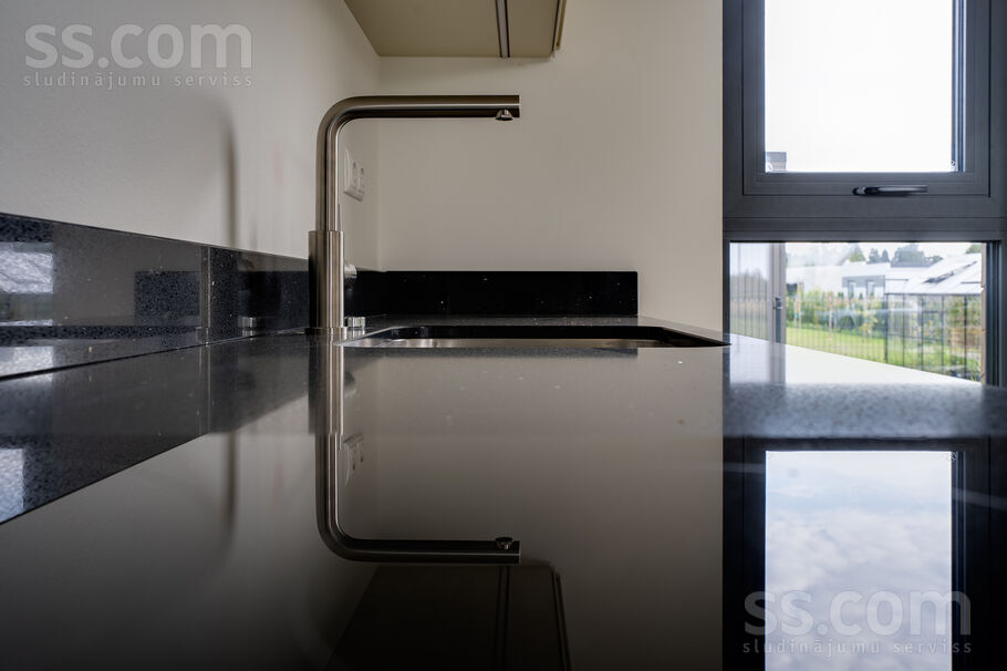 Nellijas iela 3, Vīkuļi, Rīgas rajons, Babītes pag. — maja