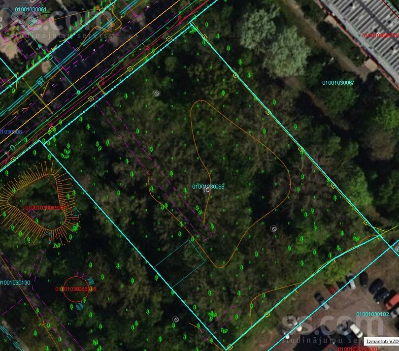 Slimnīcas 15, Rīga — zeme