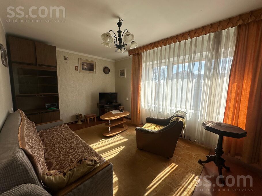 Ausekļa 2, Valka un raj., Valka — dzivoklis