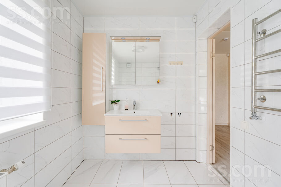 Cālīši, Jelgava un raj., Jelgava — maja