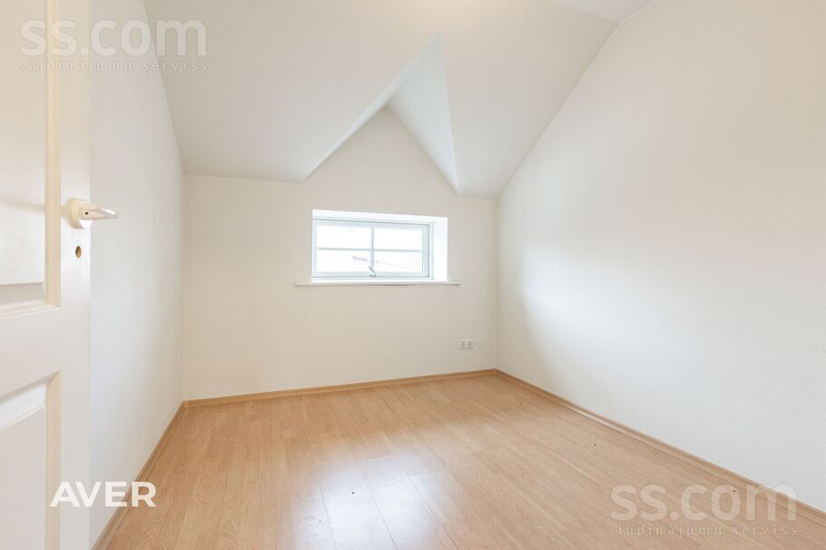 Roņu iela 1, Lapmežciems, Tukums un raj. — maja