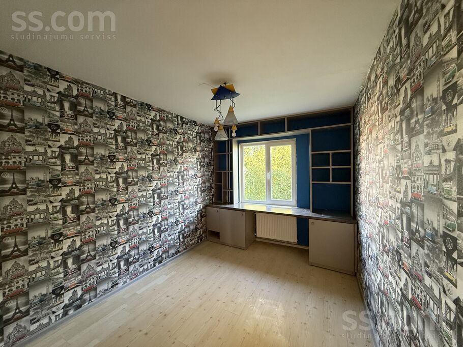 Viesturu 13, Sala, Jēkabpils un raj., Salas pag. — dzivoklis